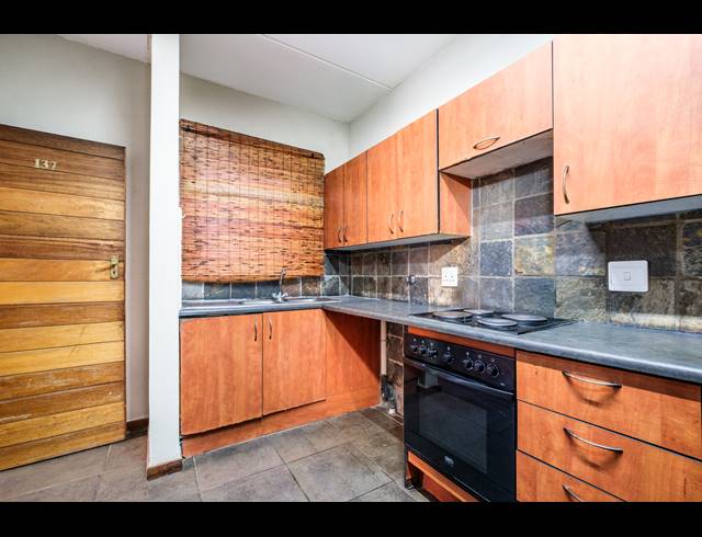 2 BEDROOM APARTMENT FOR SALE IN SUNDOWNER